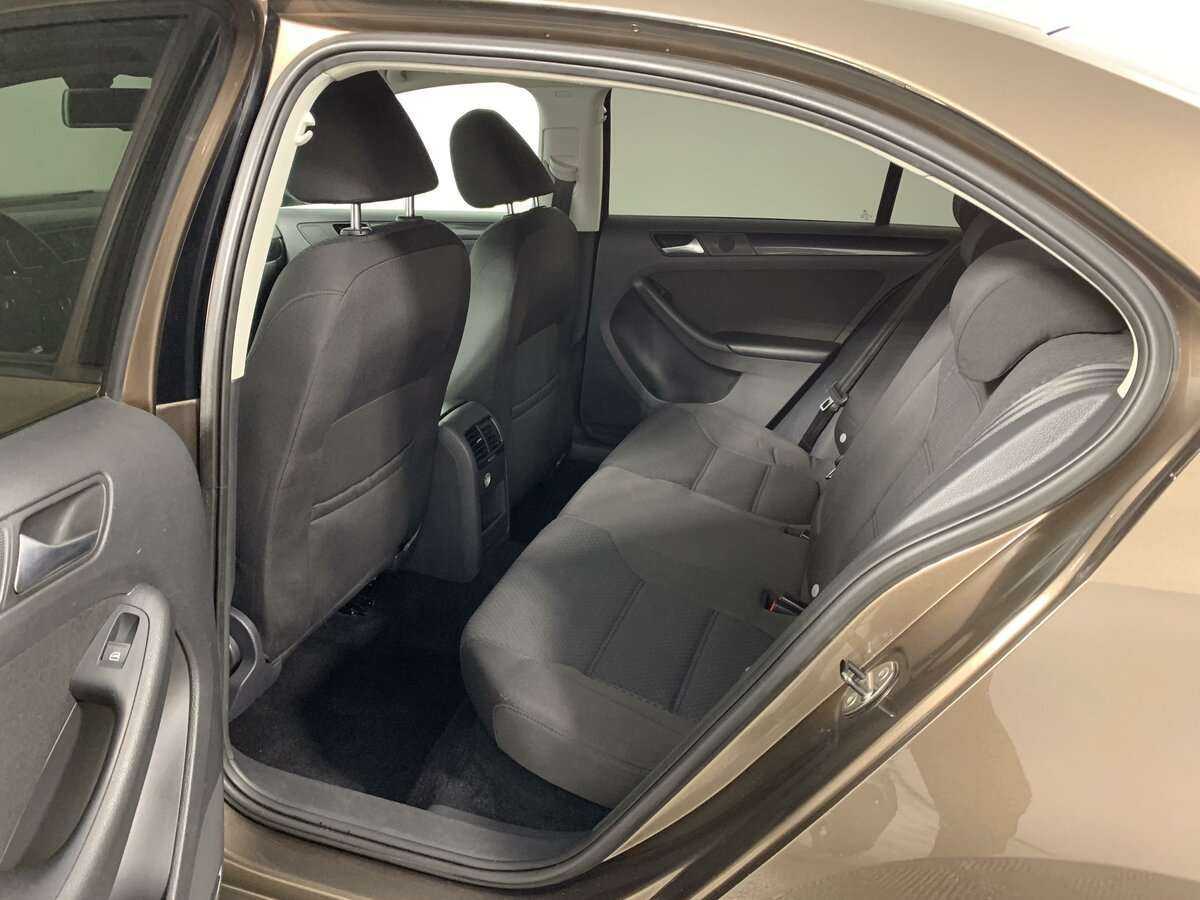 Б/У Фольксваген Джетта 2013 года. Фото: #9