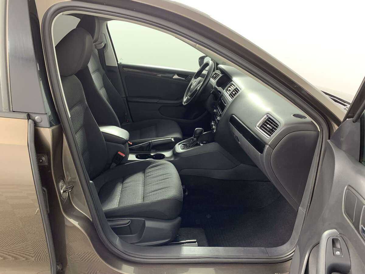 Б/У Фольксваген Джетта 2013 года. Фото: #15