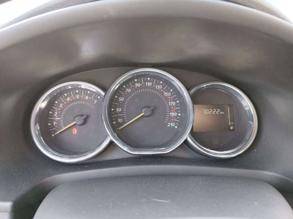 Б/У Рено Логан 2020 года. Фото: #12