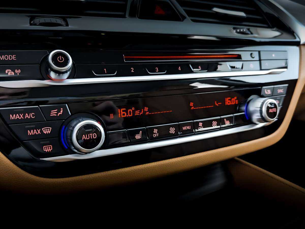 BMW 5 серии 2017 года с пробегом. Фото: #19