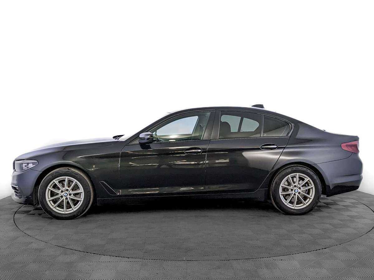 BMW 5 серии 2018 года с пробегом. Фото: #6
