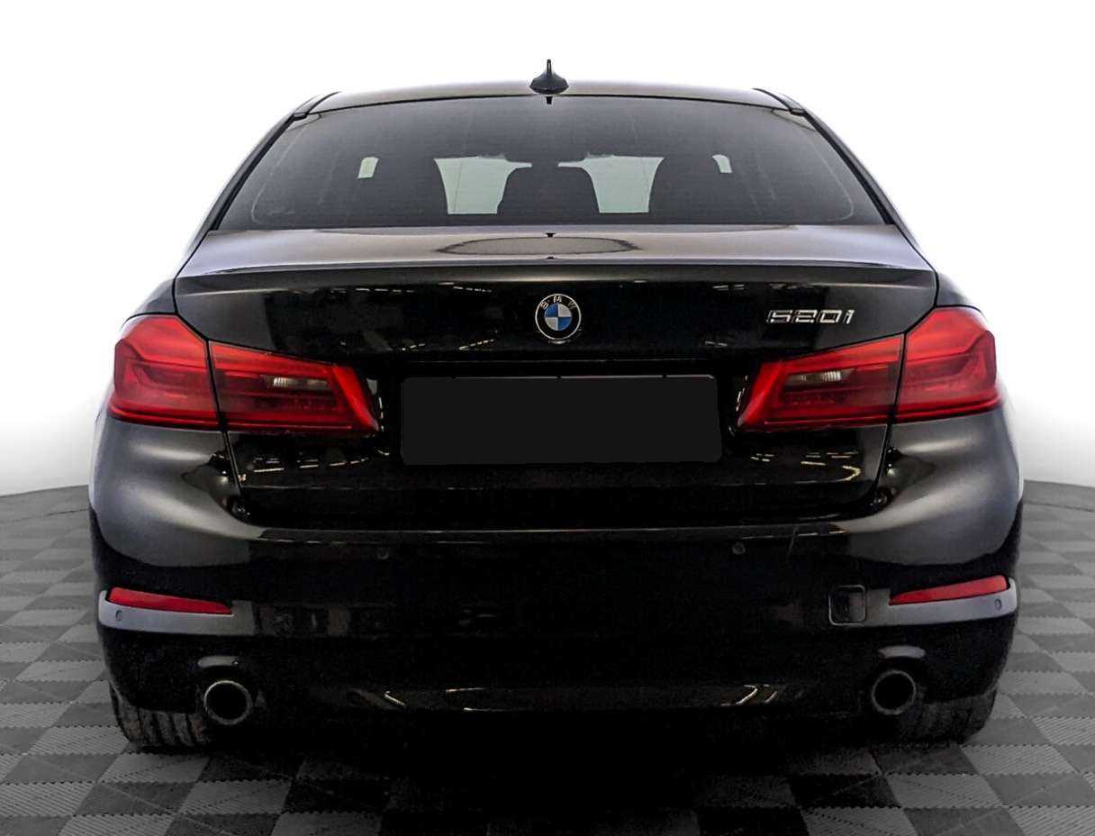 BMW 5 серии 2018 года с пробегом. Фото: #5