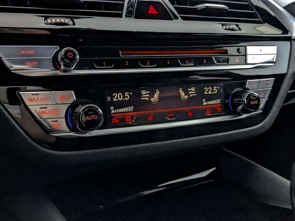 BMW 5 серии 2017 года с пробегом. Фото: #16