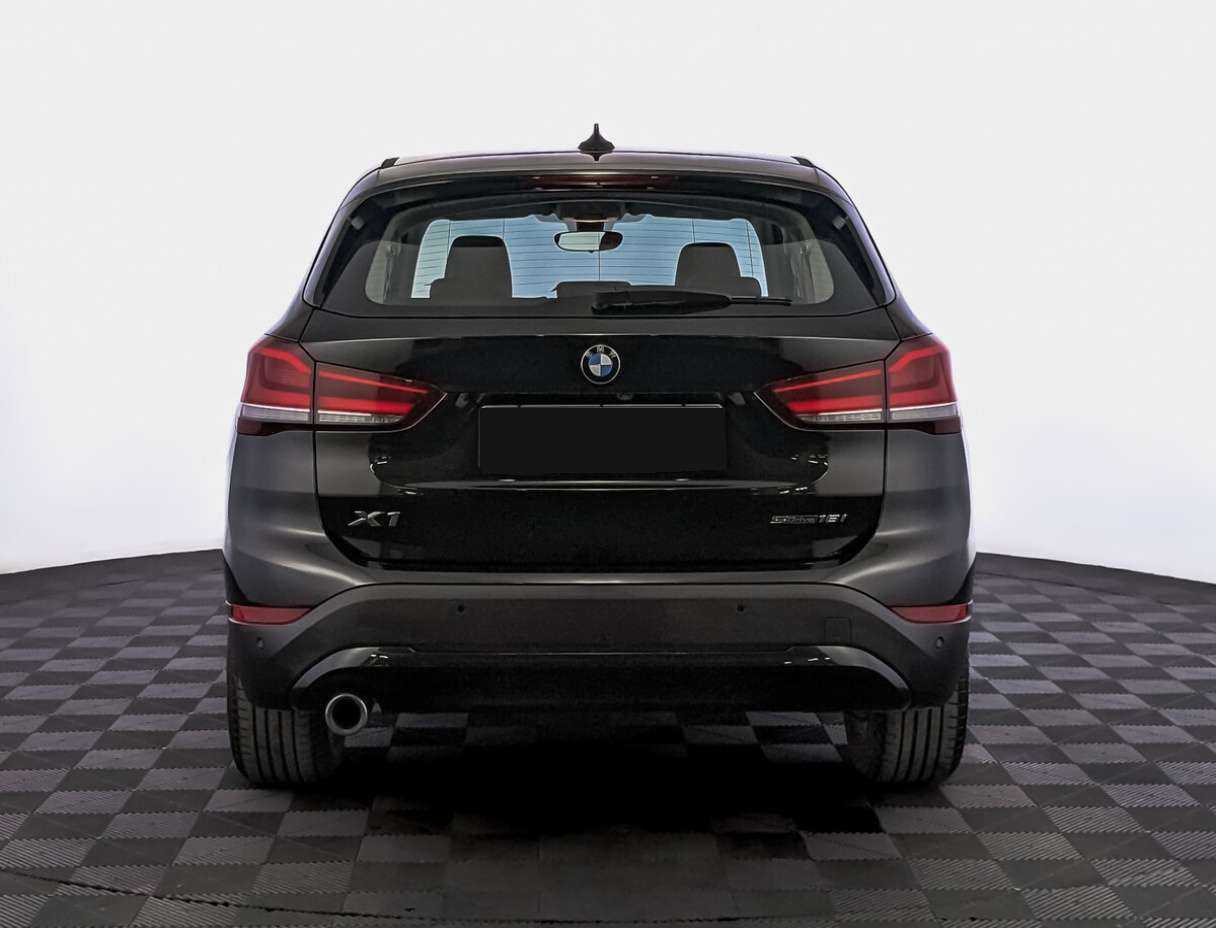 BMW X1 2021 года с пробегом. Фото: #5