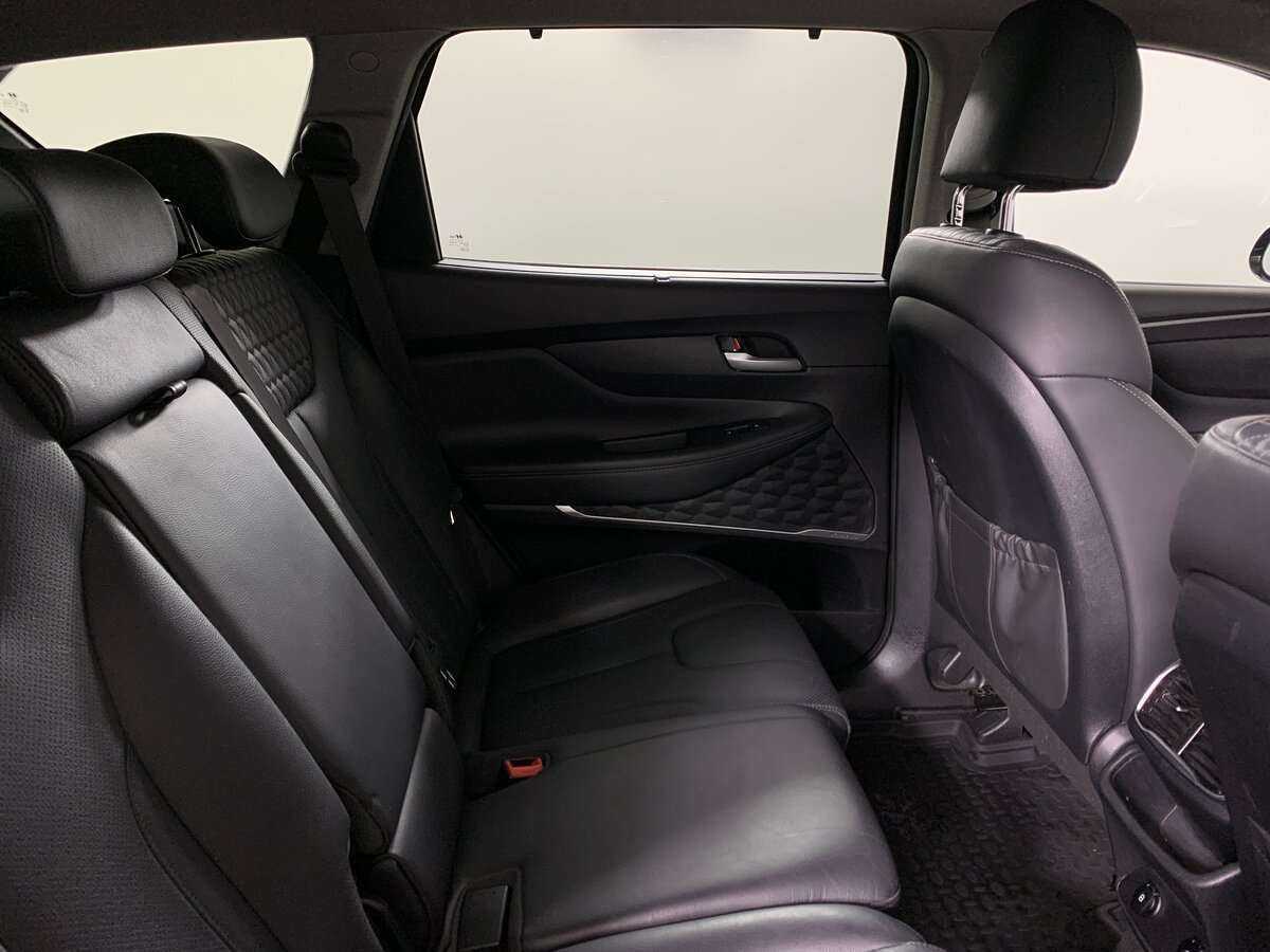 Hyundai Santa Fe 2019 года с пробегом. Фото: #14