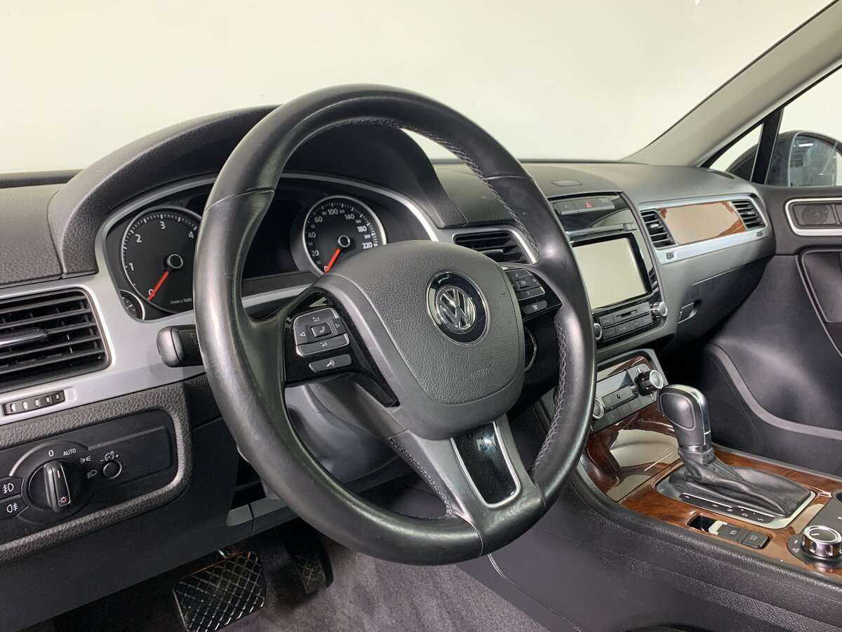 Volkswagen Touareg 2012 года с пробегом. Фото: #9