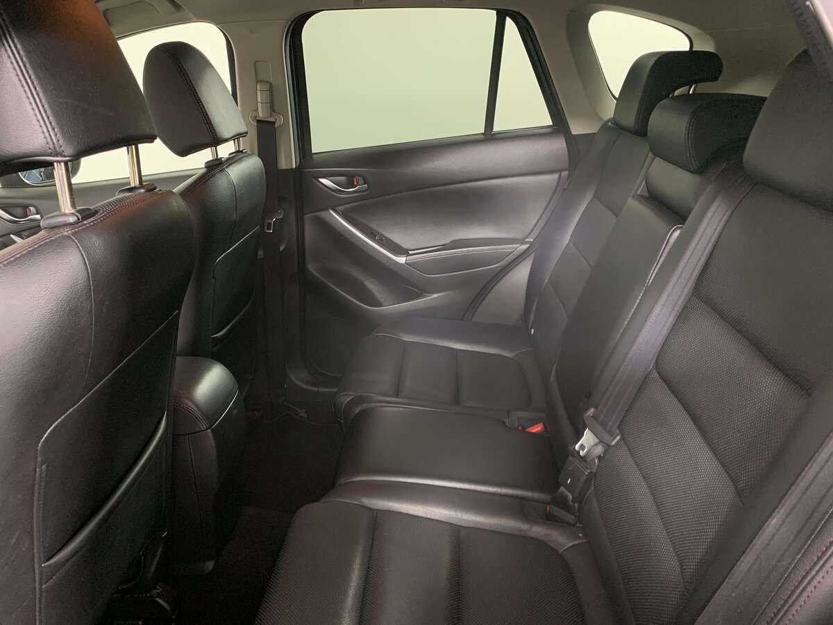 Б/У Мазда Ц-Икс-5 2017 года. Фото: #17