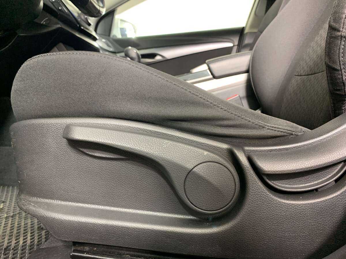 Б/У Хендай ай40 2015 года. Фото: #13