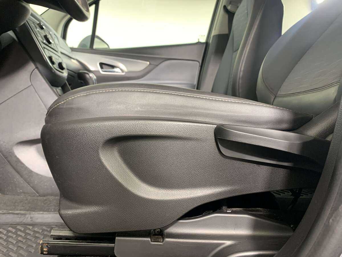 Б/У Опель Мокка 2015 года. Фото: #12