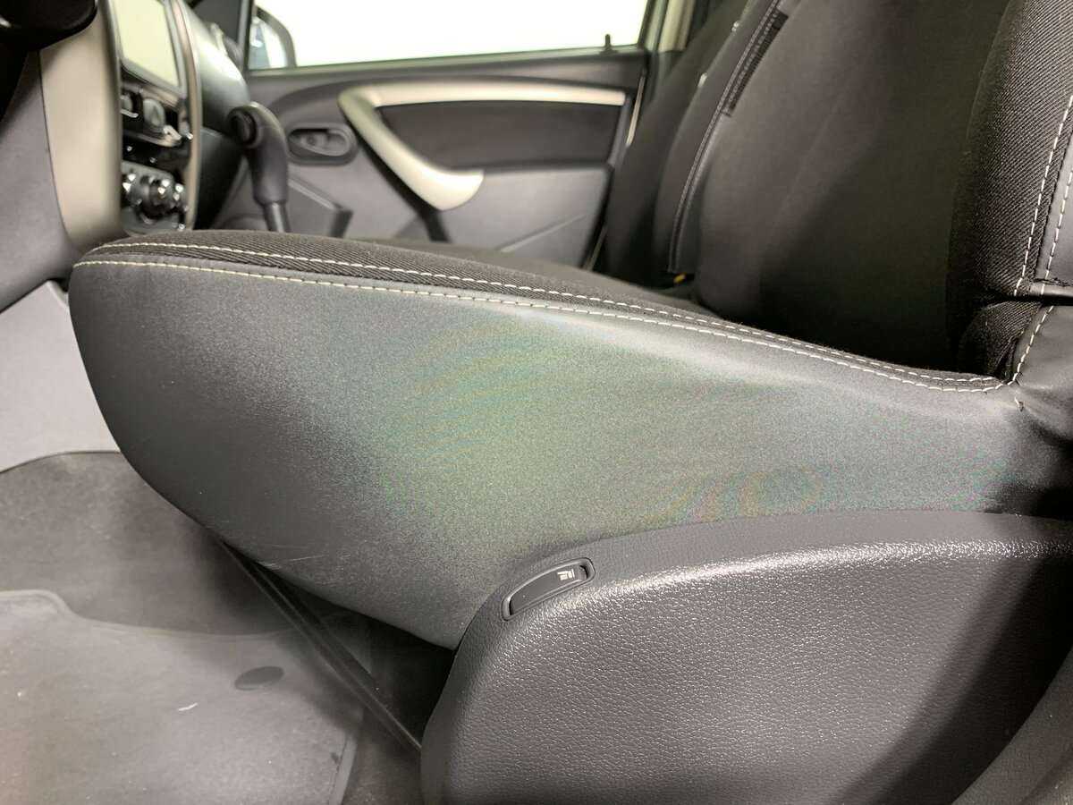 Б/У Рено Дастер 2014 года. Фото: #13