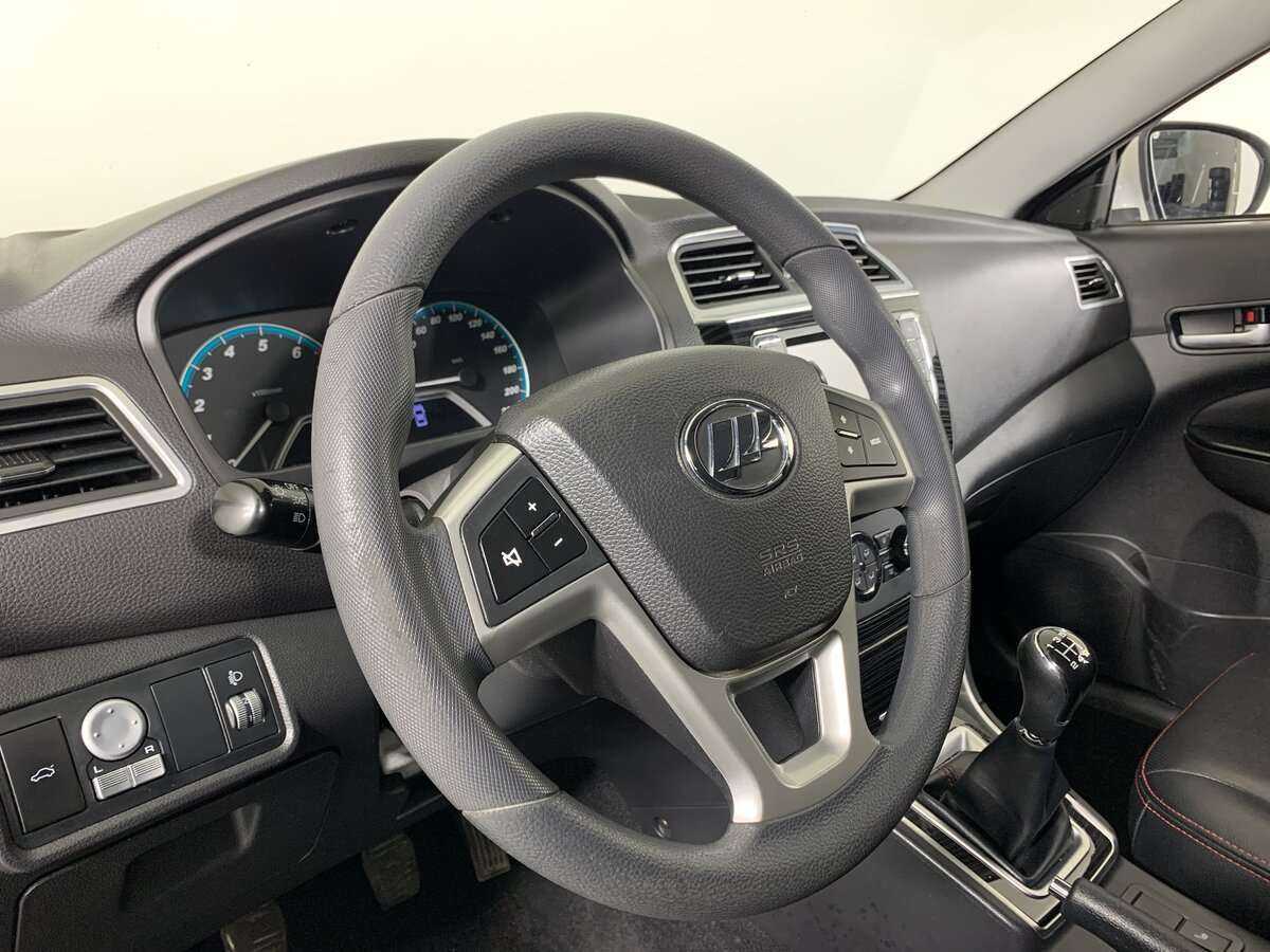 Б/У Лифан Солано 2016 года. Фото: #8