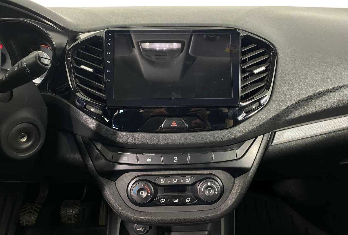 Б/У Лада (ВАЗ) Веста 2019 года. Фото: #11