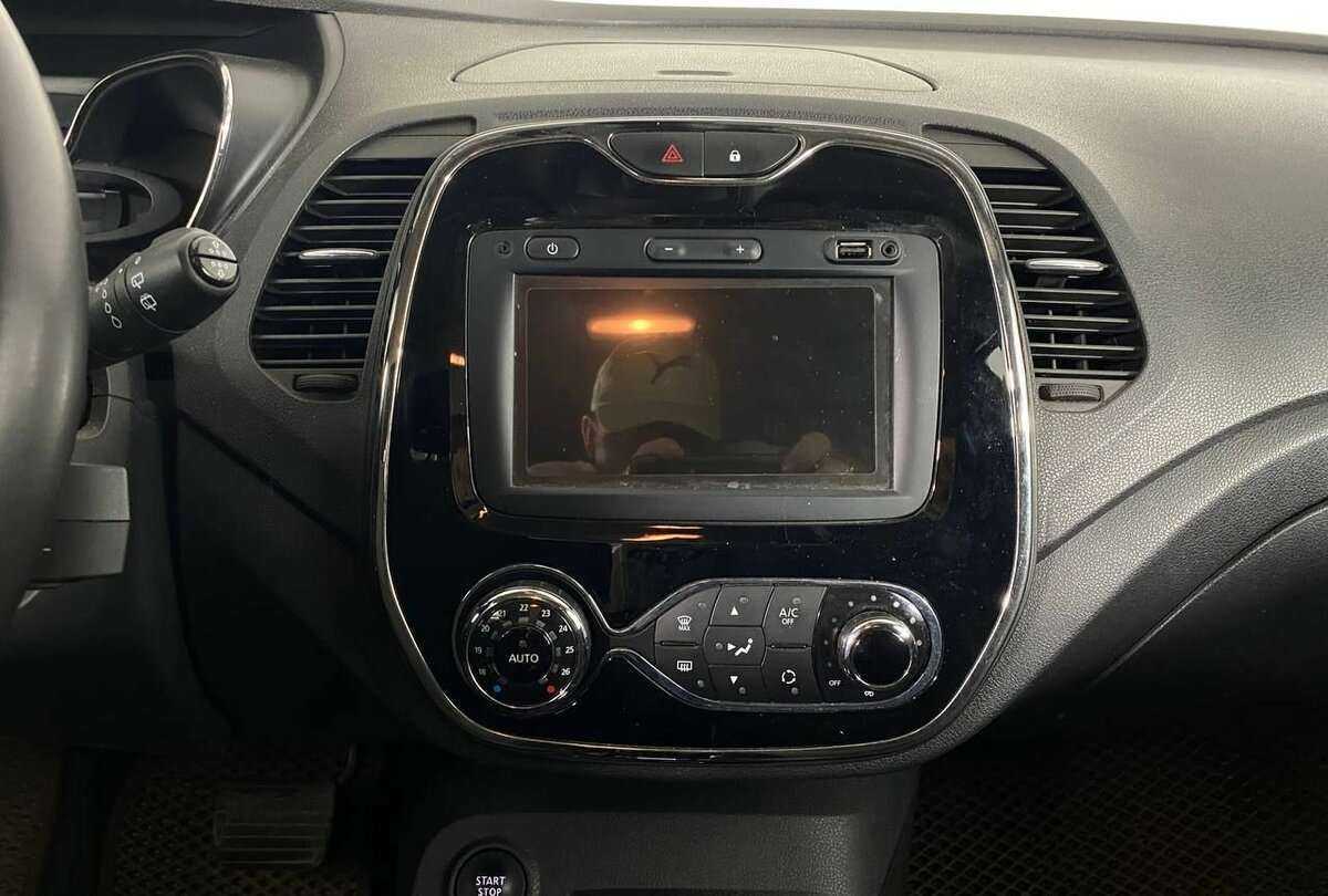 Б/У Рено Каптюр 2019 года. Фото: #10