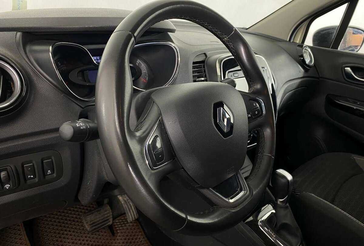 Б/У Рено Каптюр 2019 года. Фото: #11