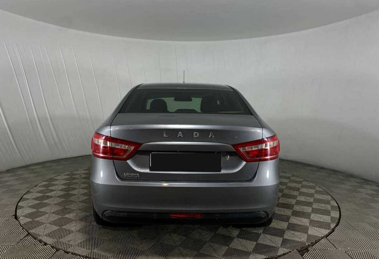 Б/У Лада (ВАЗ) Веста 2017 года. Фото: #5