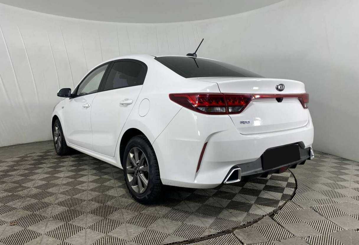 Б/У Киа Рио 2021 года. Фото: #6