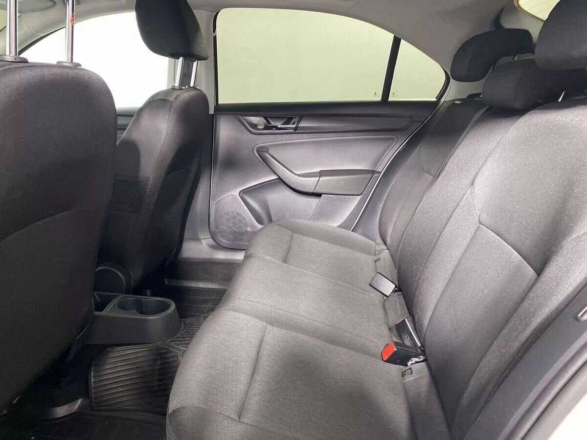 Б/У Шкода Рапид 2018 года. Фото: #11