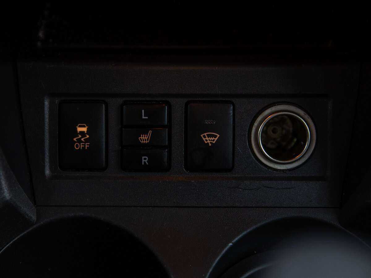 Б/У Тойота Рав4 2012 года. Фото: #12