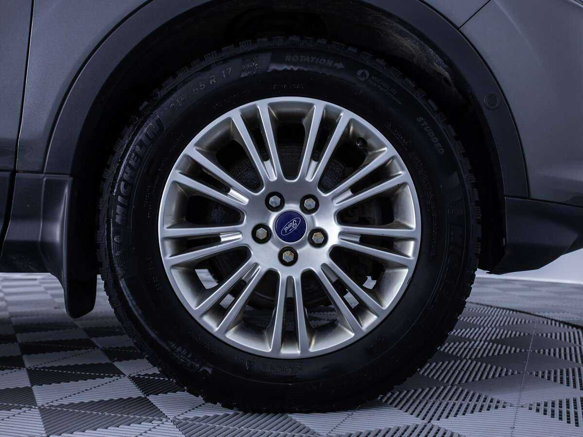 Б/У Форд Куга 2015 года. Фото: #8