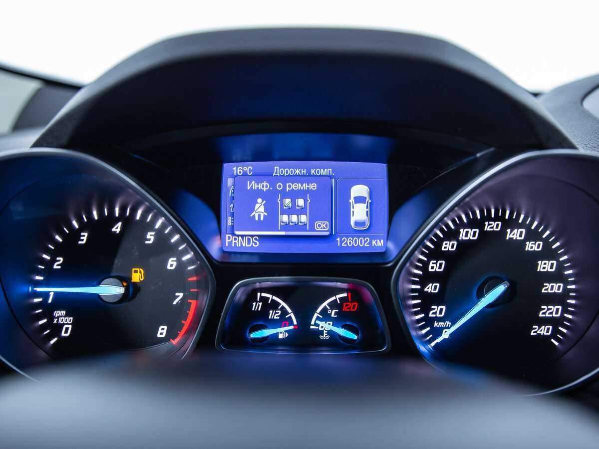 Б/У Форд Куга 2015 года. Фото: #16