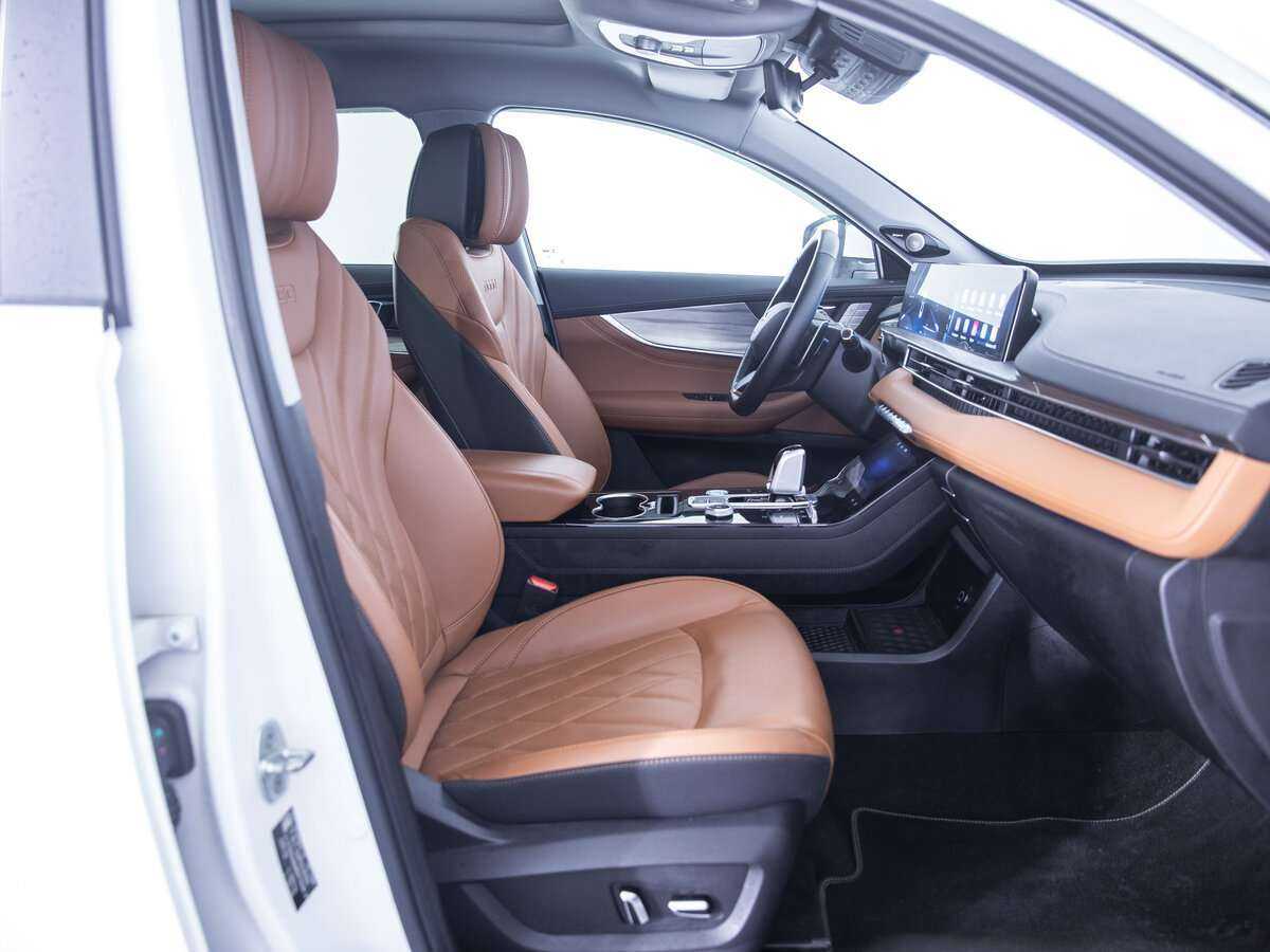 Chery Tiggo 8 Pro Max 2022 года с пробегом. Фото: #12