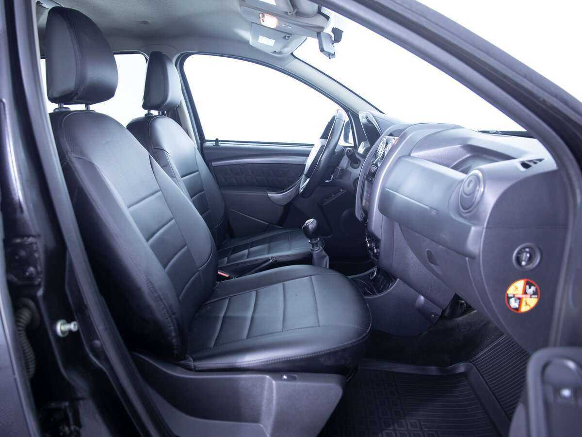 Б/У Рено Дастер 2017 года. Фото: #9