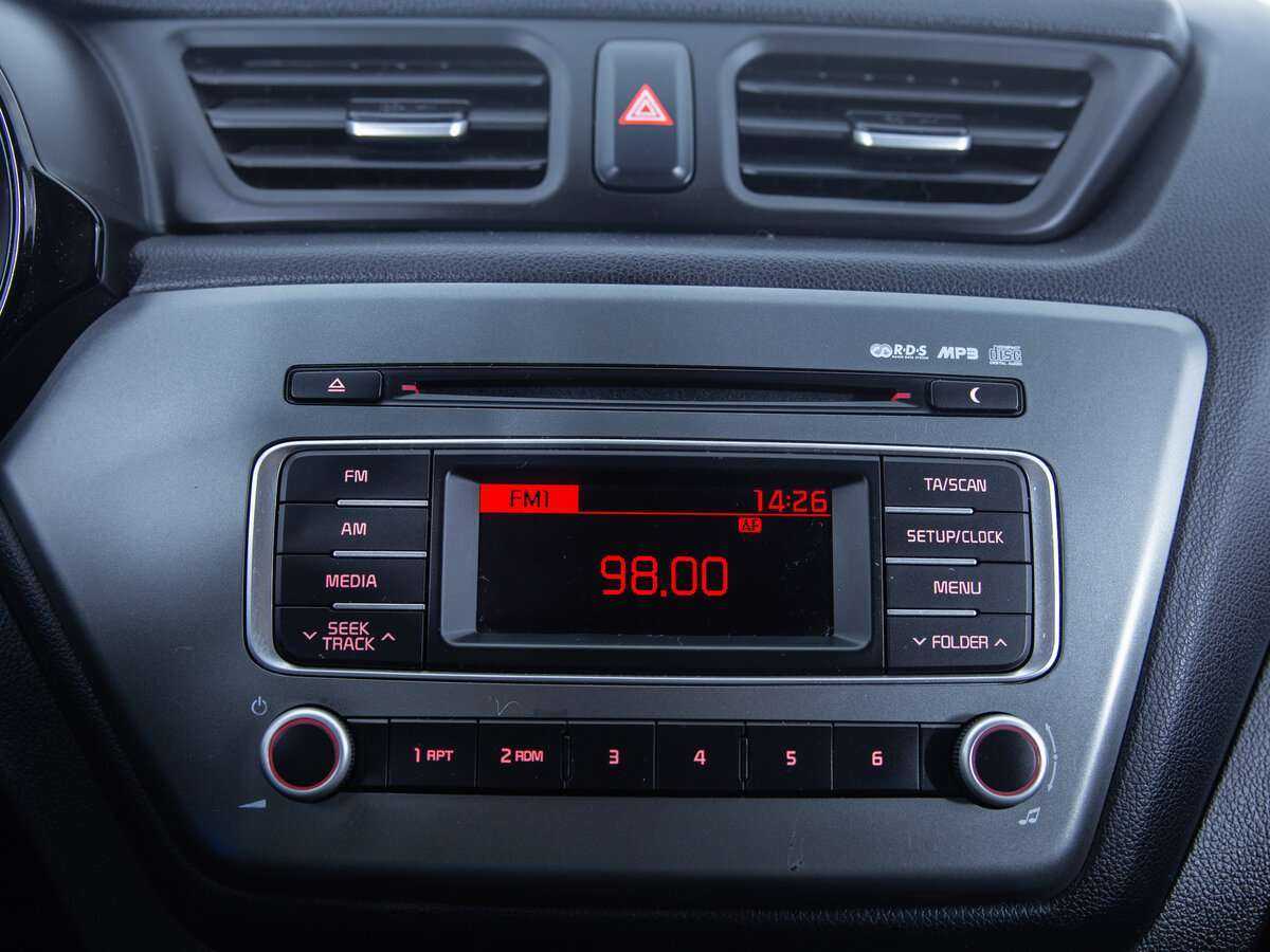 Б/У Киа Рио 2017 года. Фото: #13