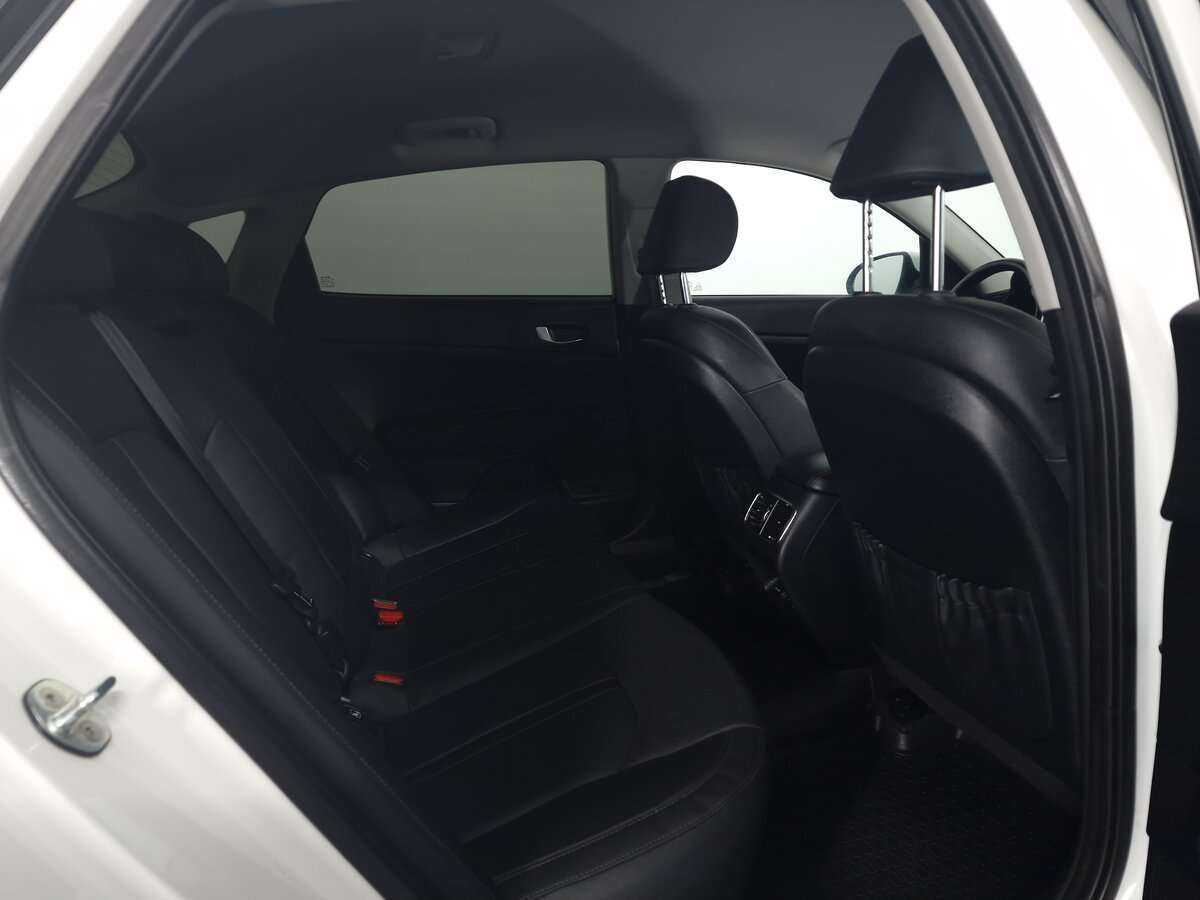 Б/У Киа Оптима 2019 года. Фото: #23