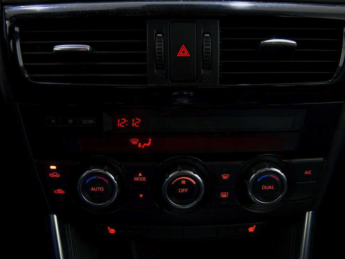 Б/У Мазда Ц-Икс-5 2012 года. Фото: #10