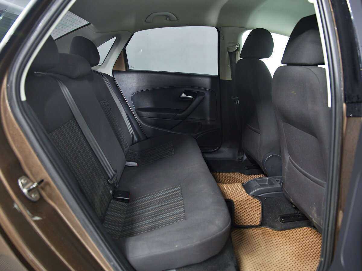 Б/У Фольксваген Поло 2019 года. Фото: #16