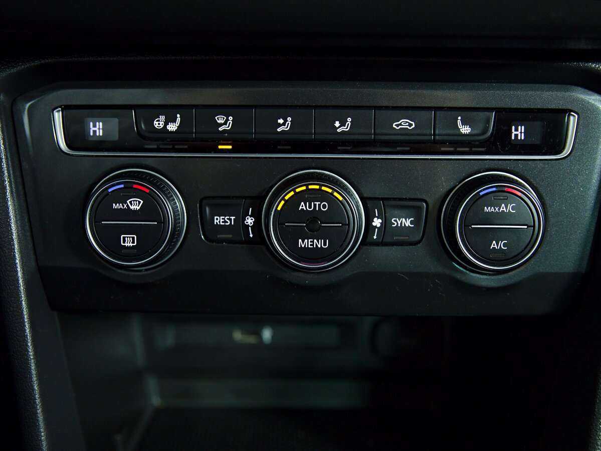 Б/У Фольксваген Тигуан 2017 года. Фото: #12