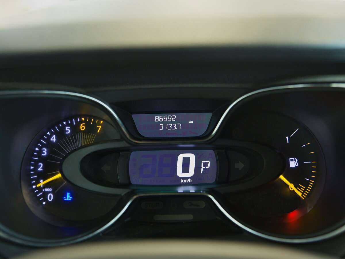 Б/У Рено Каптюр 2016 года. Фото: #10