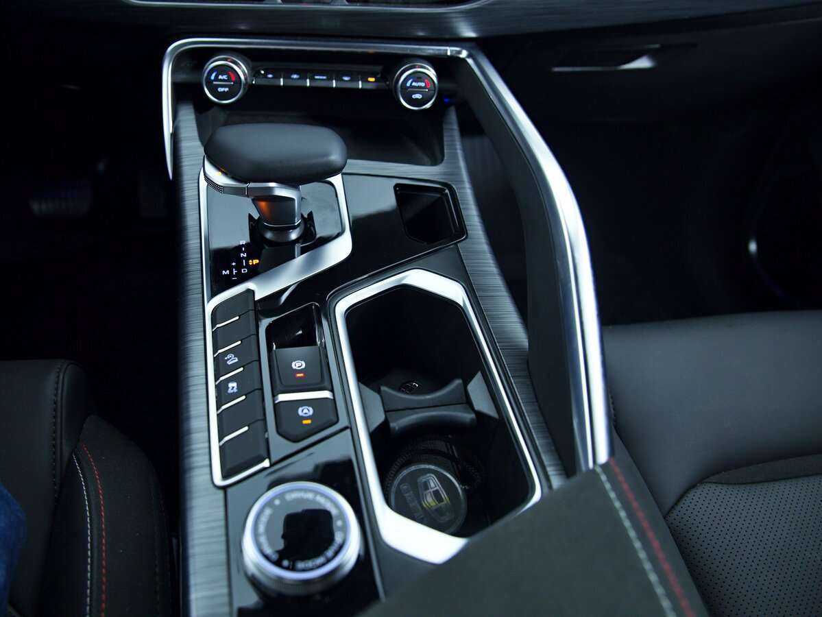 Geely Tugella 2022 года с пробегом. Фото: #17