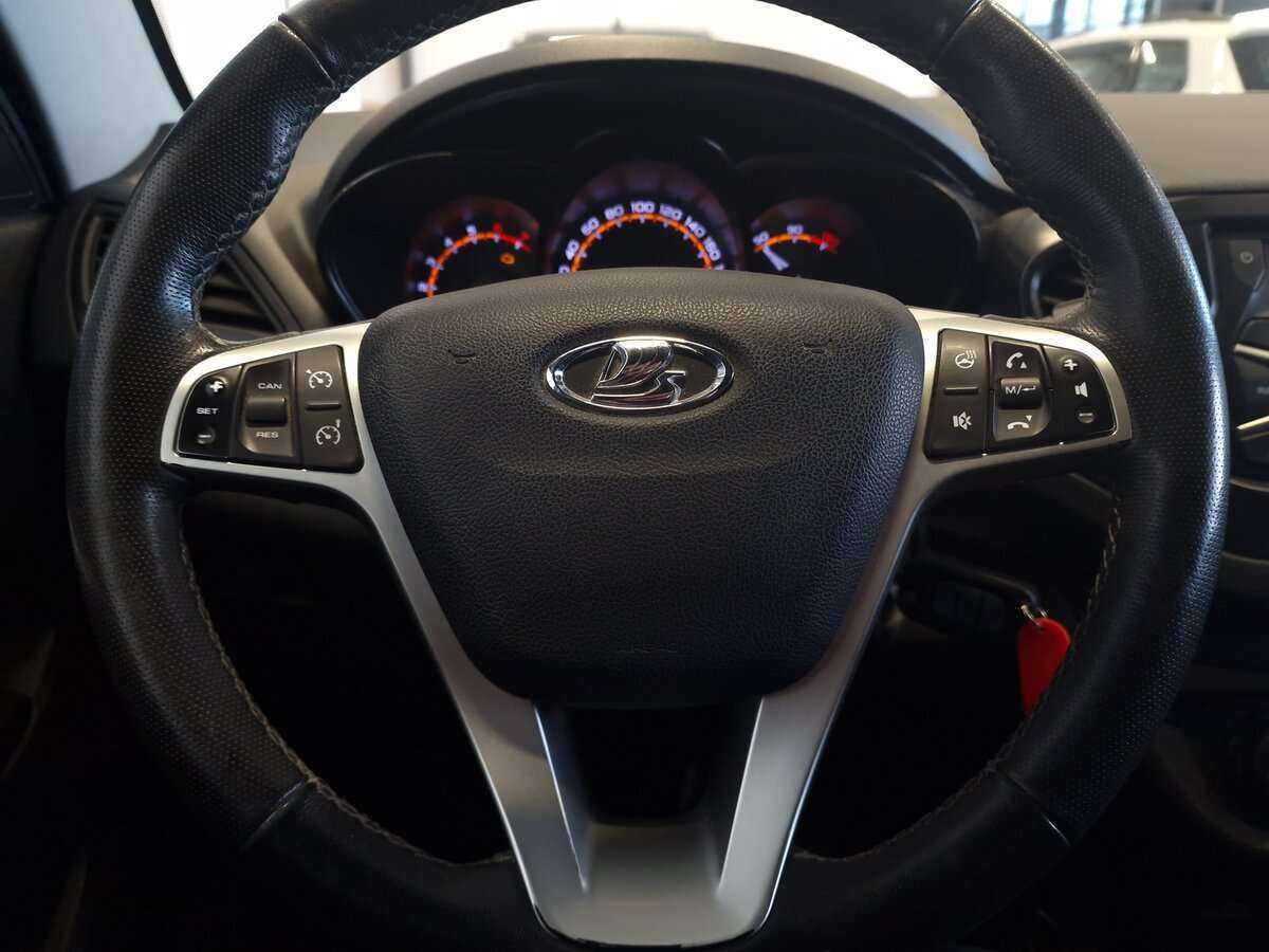 Б/У Лада (ВАЗ) Веста 2020 года. Фото: #4