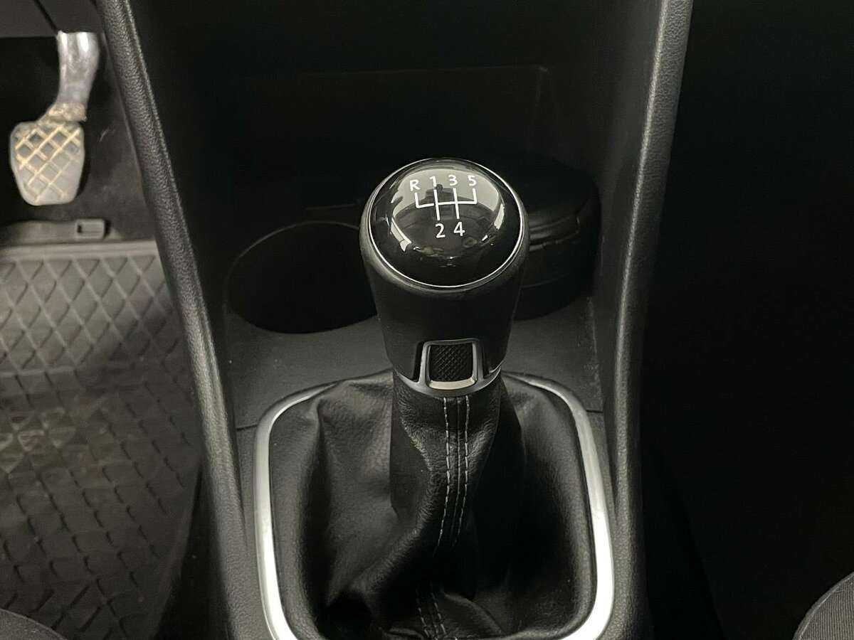 Б/У Фольксваген Поло 2013 года. Фото: #13