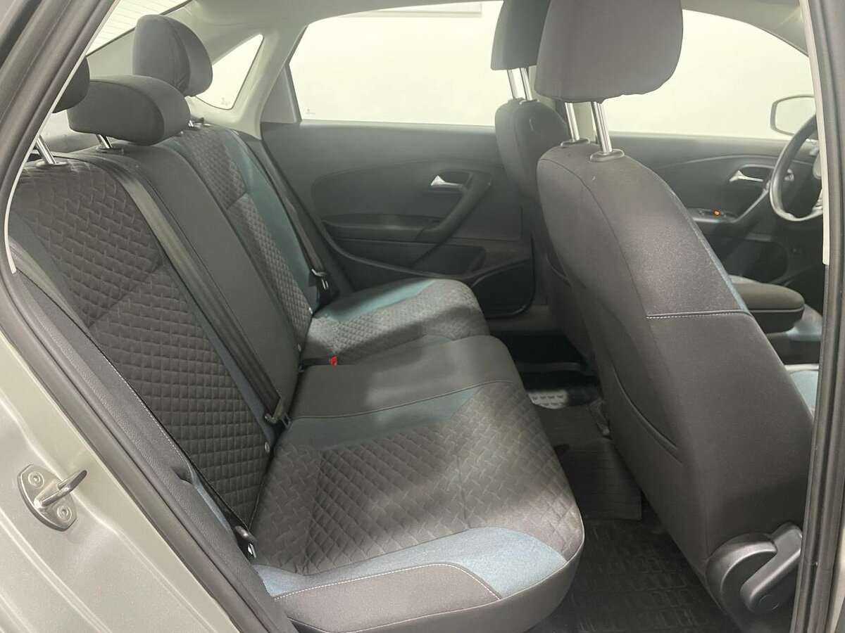 Б/У Фольксваген Поло 2020 года. Фото: #10