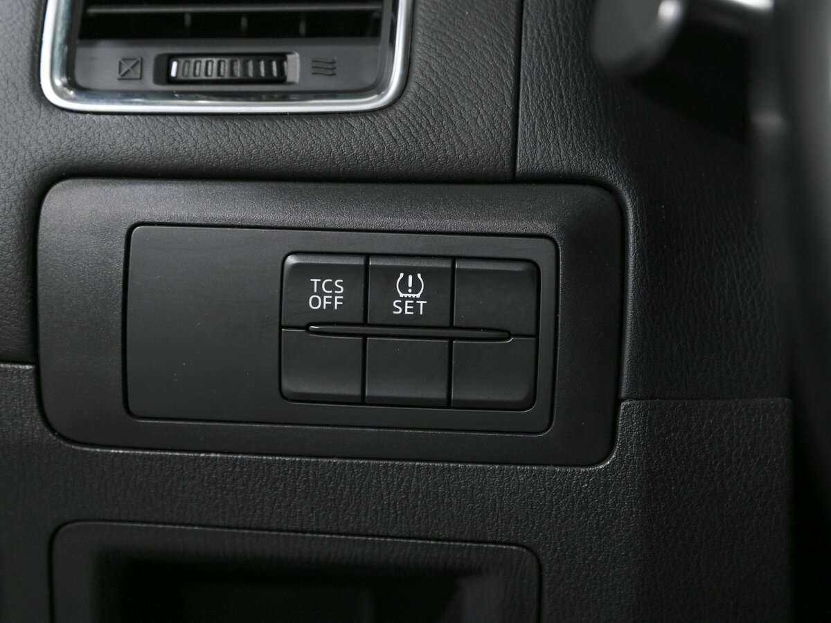 Б/У Мазда Ц-Икс-5 2016 года. Фото: #14