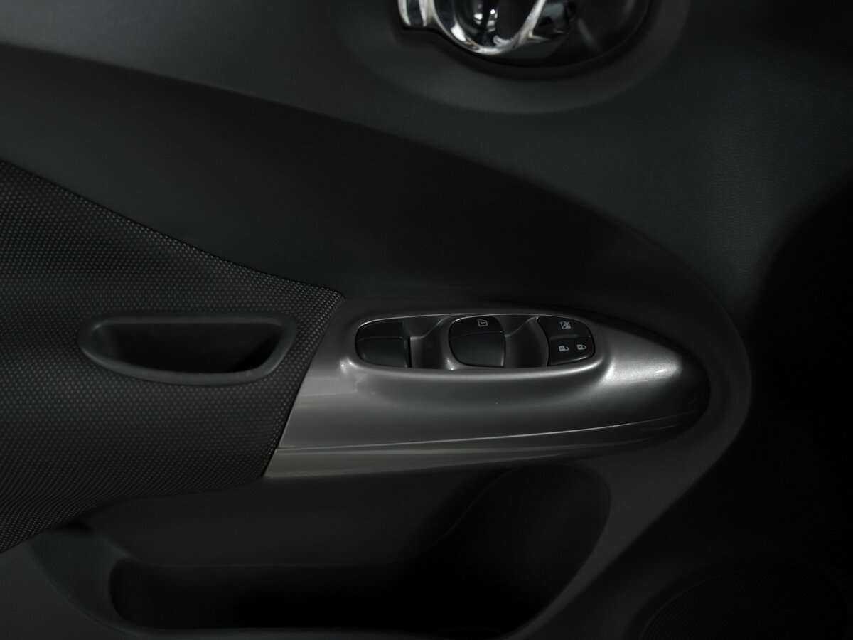 Б/У Ниссан Жук 2014 года. Фото: #11