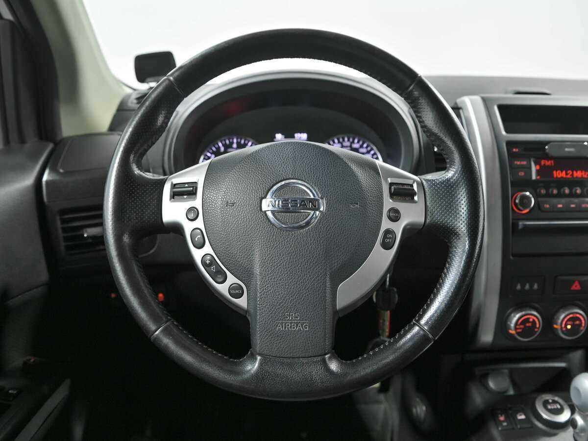 Б/У Ниссан Икс-Трейл 2014 года. Фото: #7