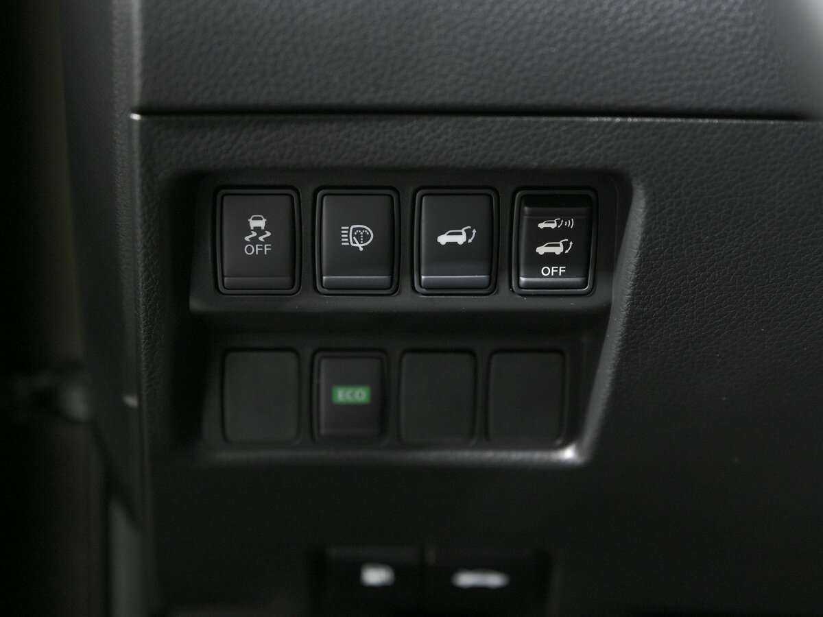 Б/У Ниссан Икс-Трейл 2017 года. Фото: #14