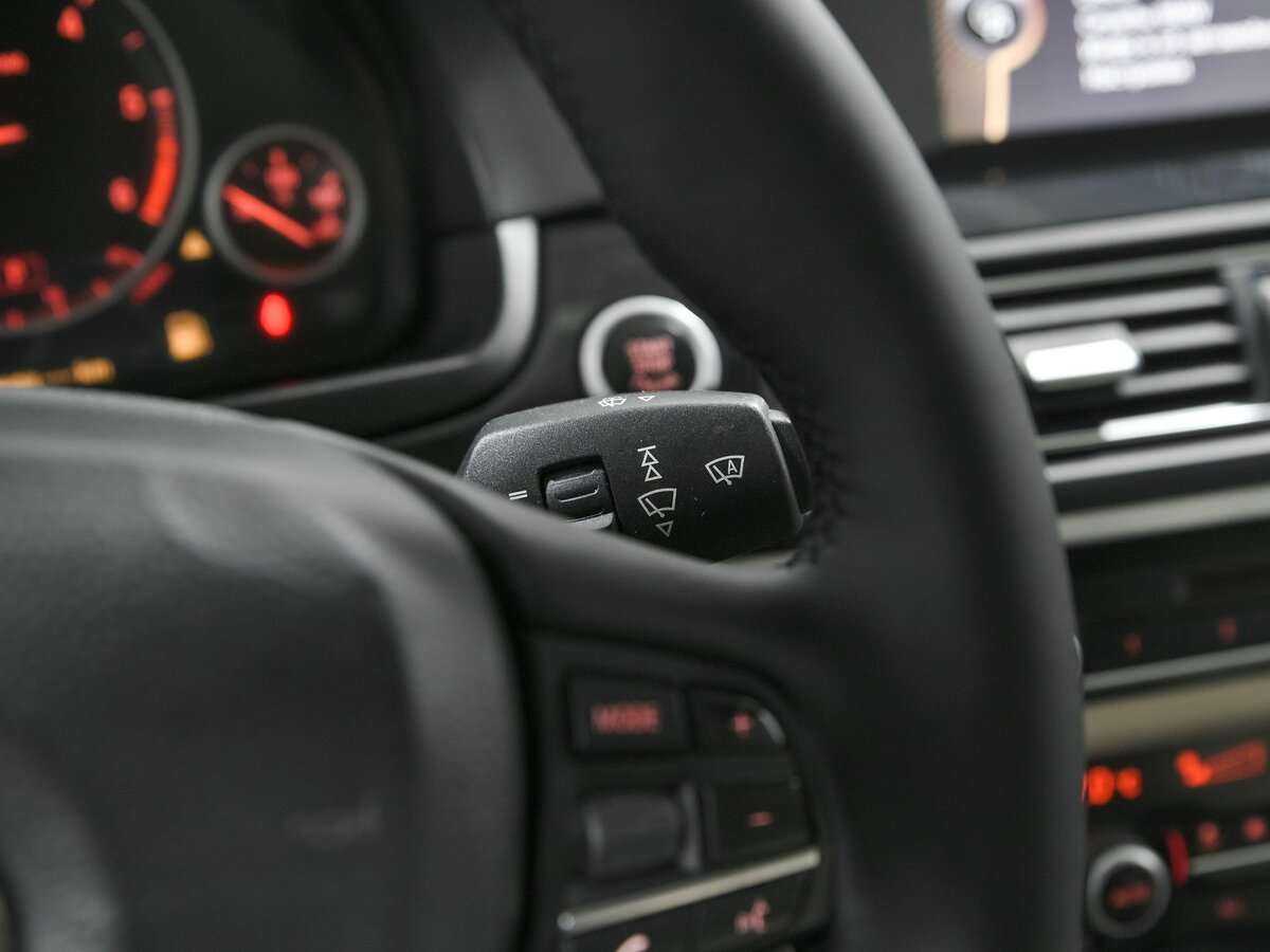 BMW 5 серии 2013 года с пробегом. Фото: #10