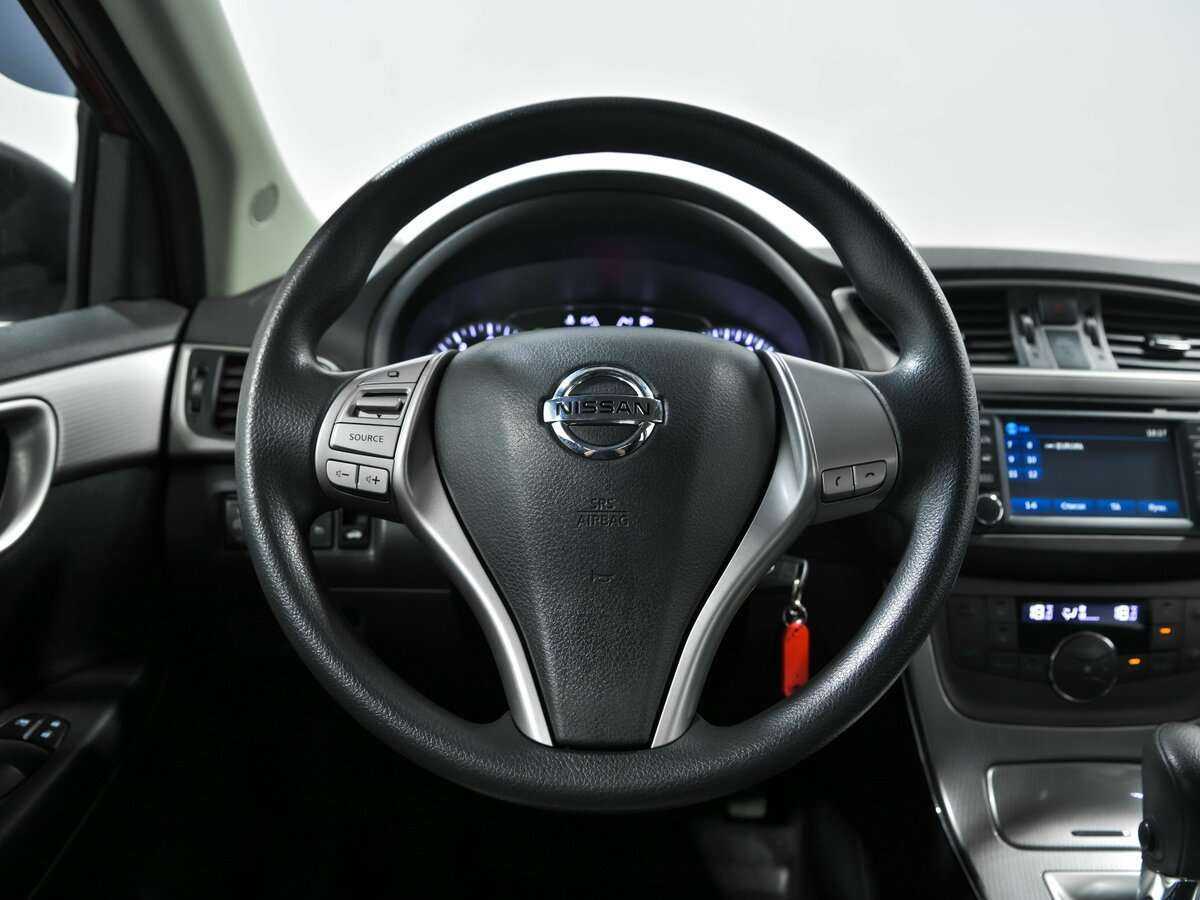 Б/У Ниссан Сентра 2015 года. Фото: #7