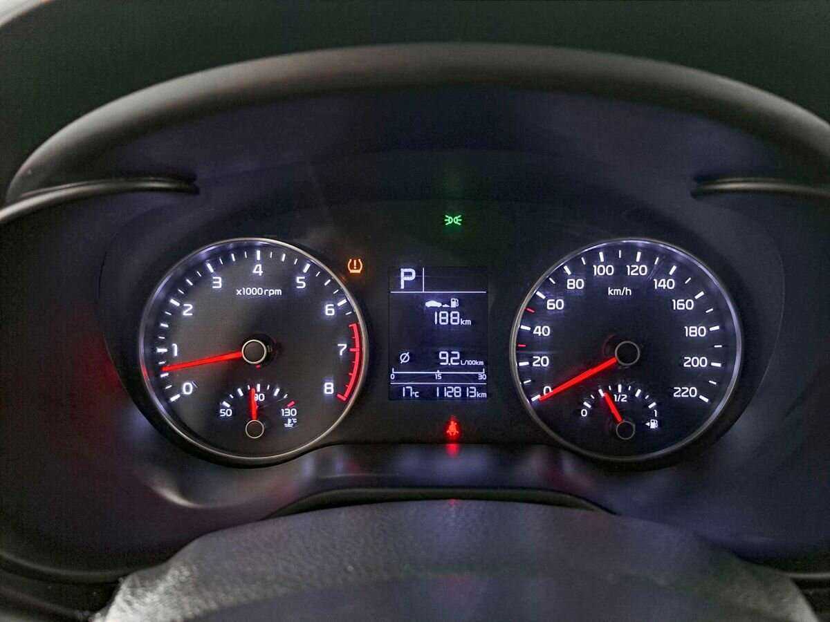 Б/У Киа Рио 2017 года. Фото: #10