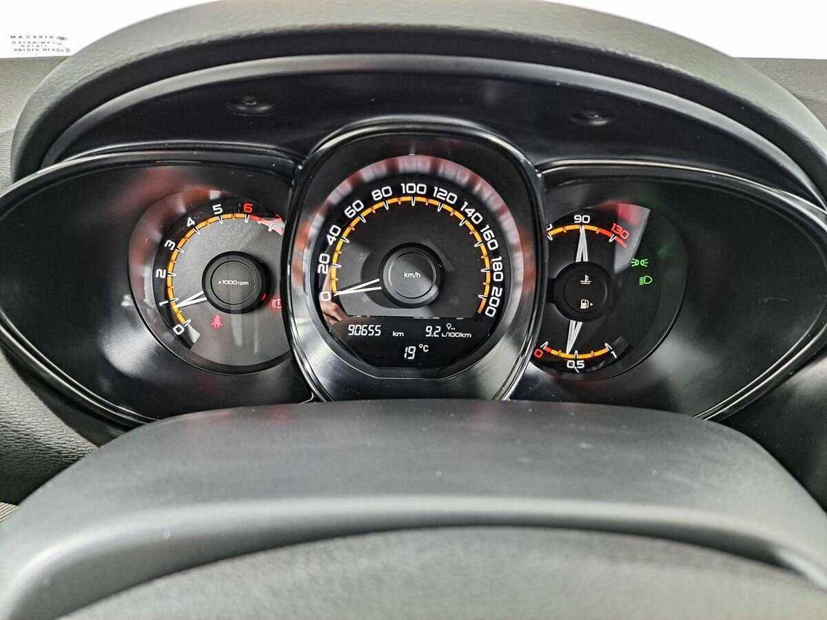 Б/У Лада (ВАЗ) Веста 2019 года. Фото: #10