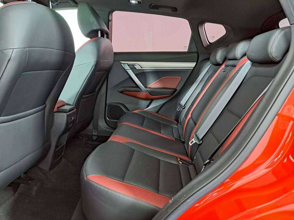 Б/У Джили Кулрэй 2020 года. Фото: #9