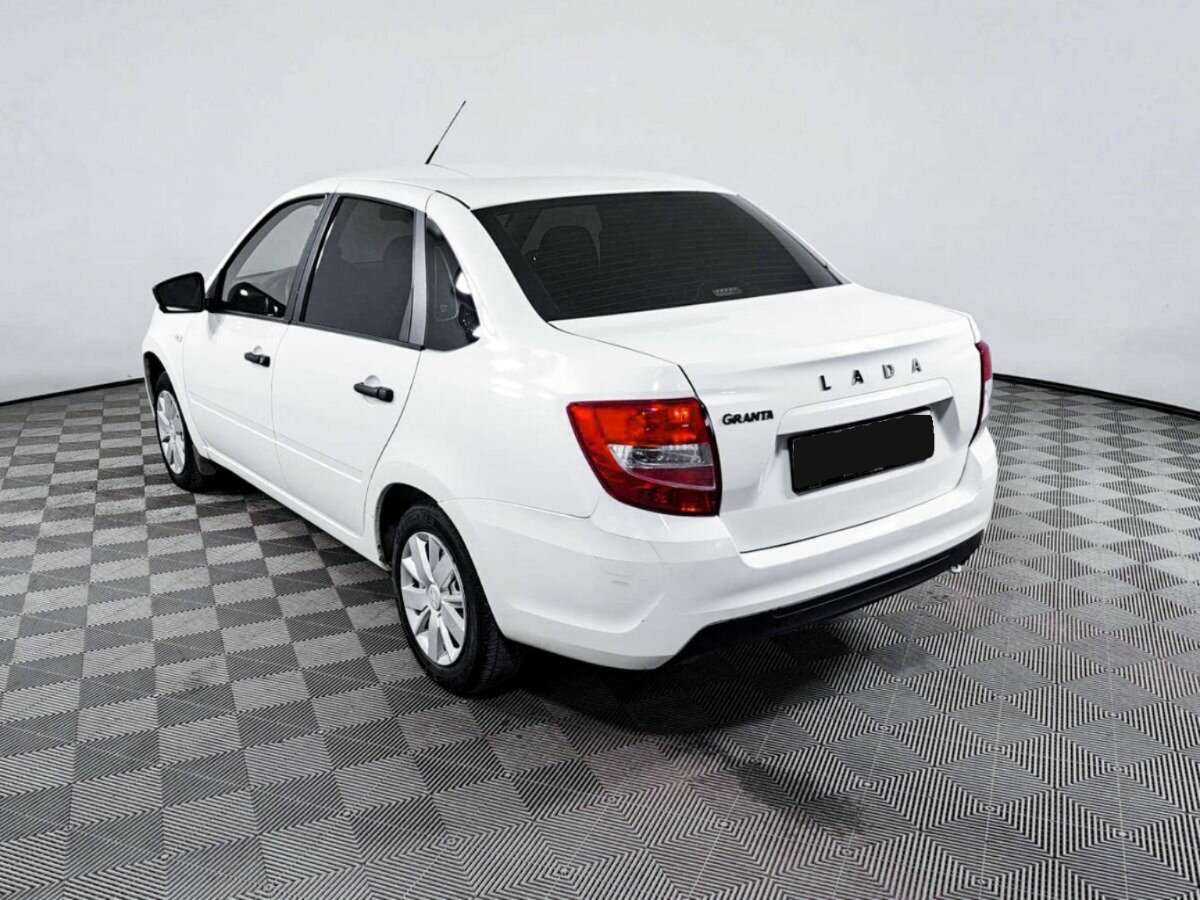 Б/У Лада (ВАЗ) Гранта 2018 года. Фото: #6