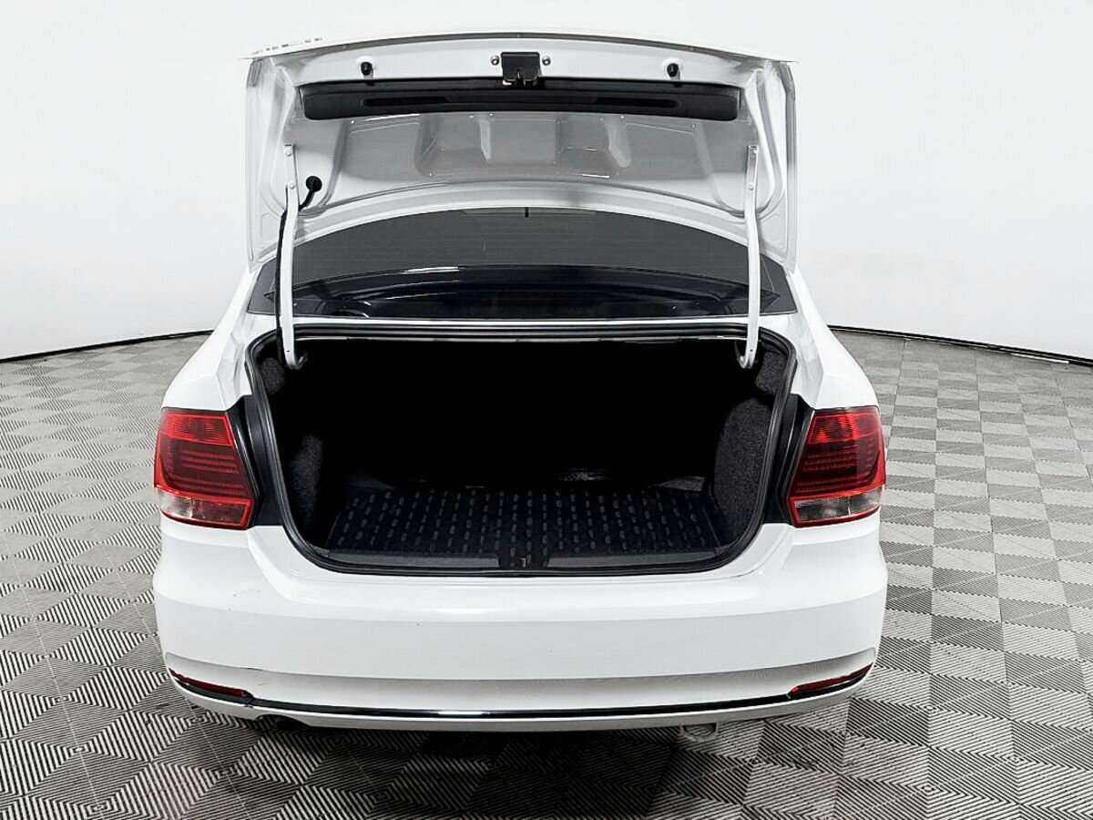 Б/У Фольксваген Поло 2015 года. Фото: #8