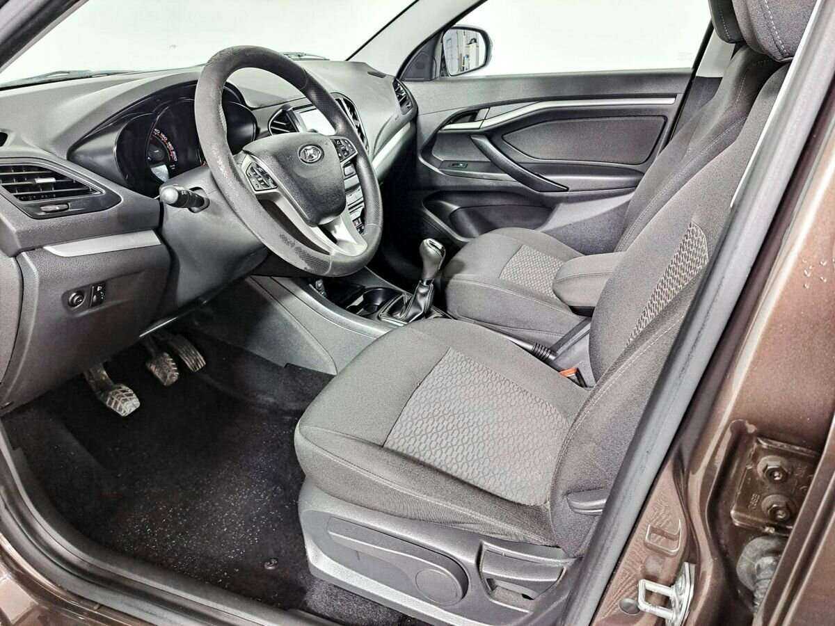 Б/У Лада (ВАЗ) Веста 2018 года. Фото: #12