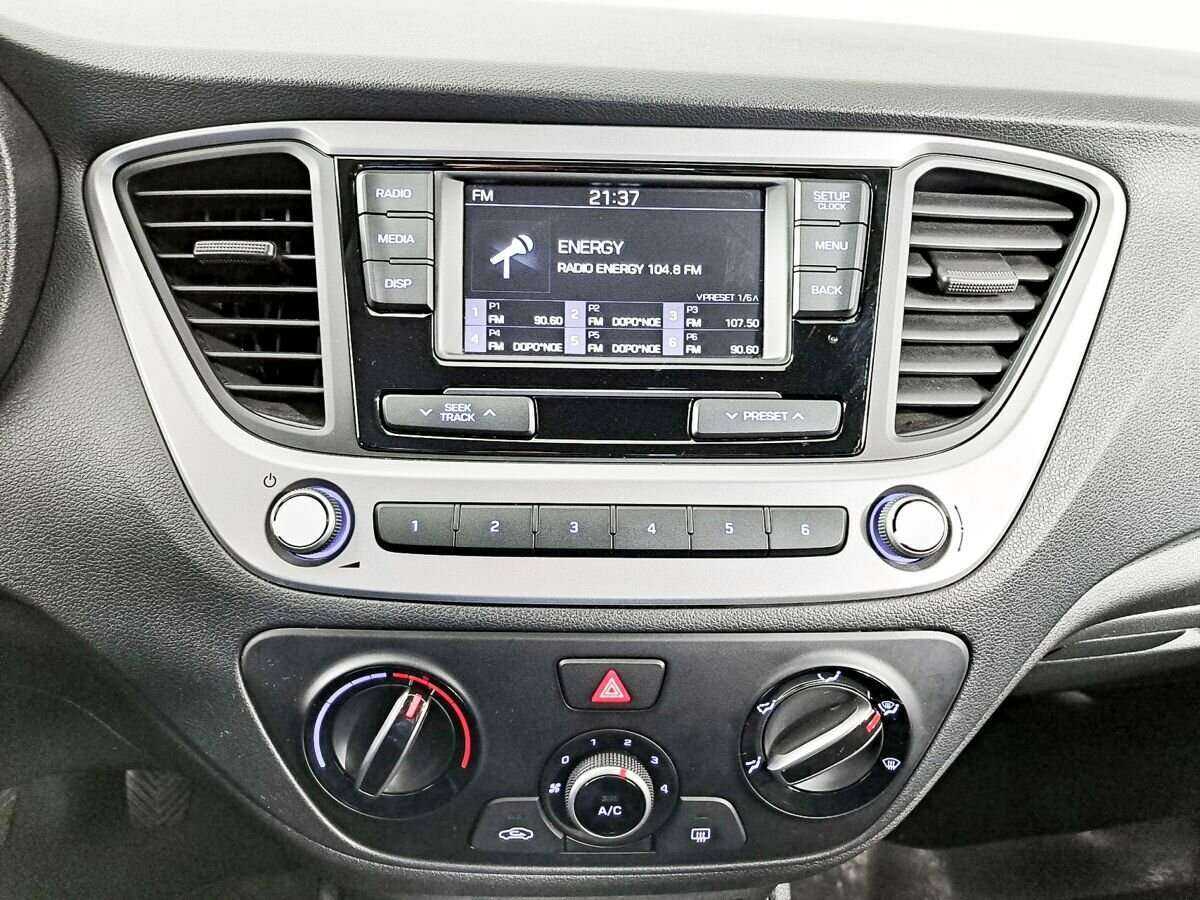 Б/У Хендай Солярис 2018 года. Фото: #12