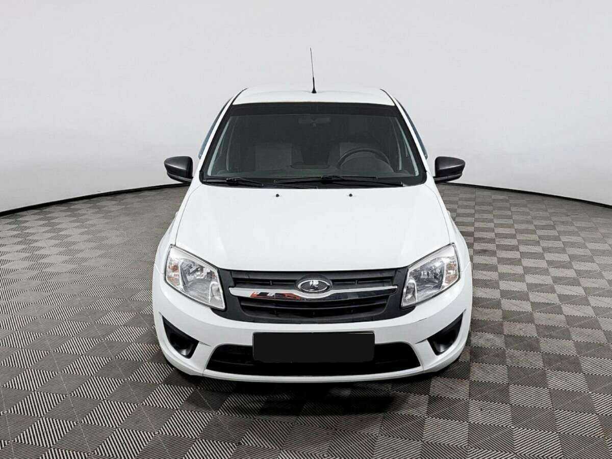 Б/У Лада (ВАЗ) Гранта 2018 года. Фото: #1